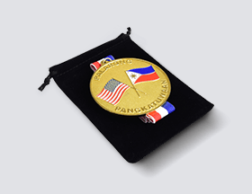 velour-pouch-for-medal